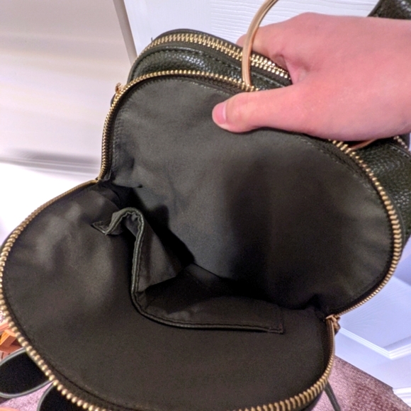 Mini backpack with bow - Picture 5 of 5